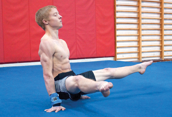 Middle Split Hold