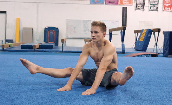 Seated Straddle Lift Beginning