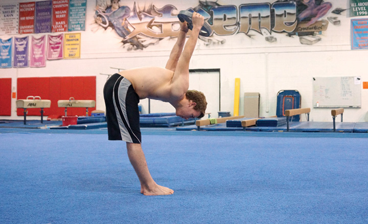 Weighted Shoulder Extension Hang Beginning