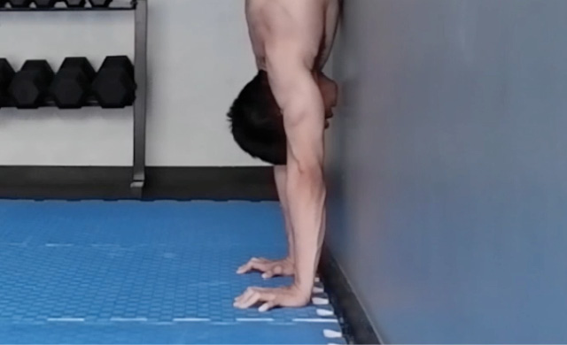 Wrist Wall Handstand End