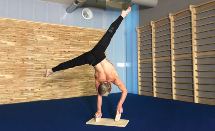 2 Block Handstand Step Beginning