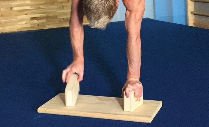 2 Block Handstand Step End